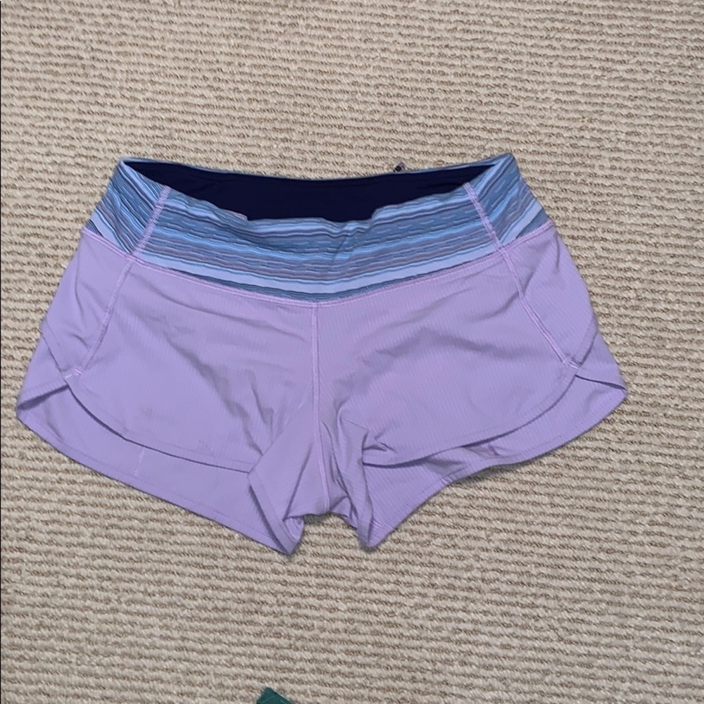 Lululemon “Speed up” short light purple size 4